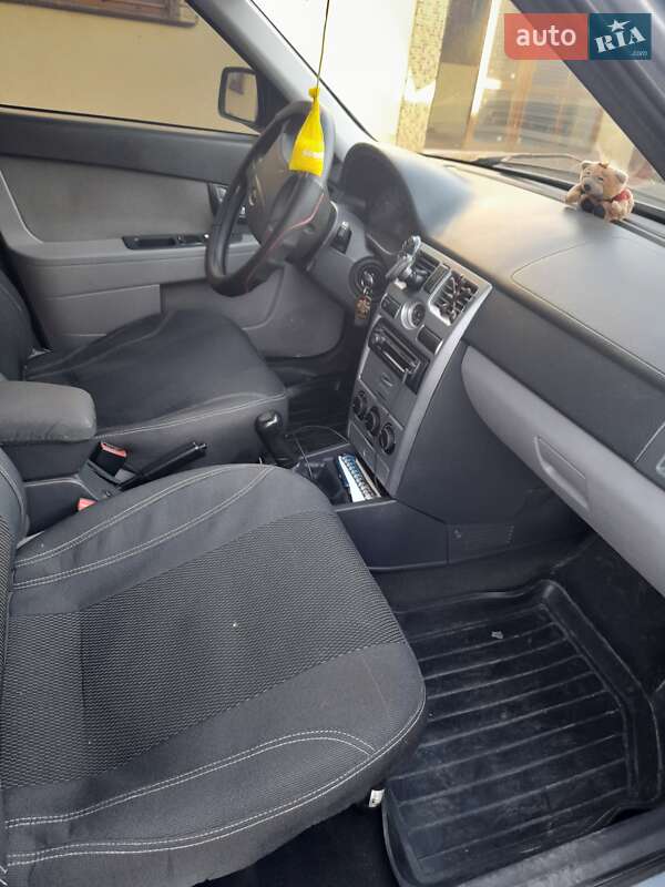 Седан ВАЗ / Lada 2170 Priora 2009 в Любашевке фото 7 Седан ВАЗ / Lada 2170 Priora 2009 в Любашевке