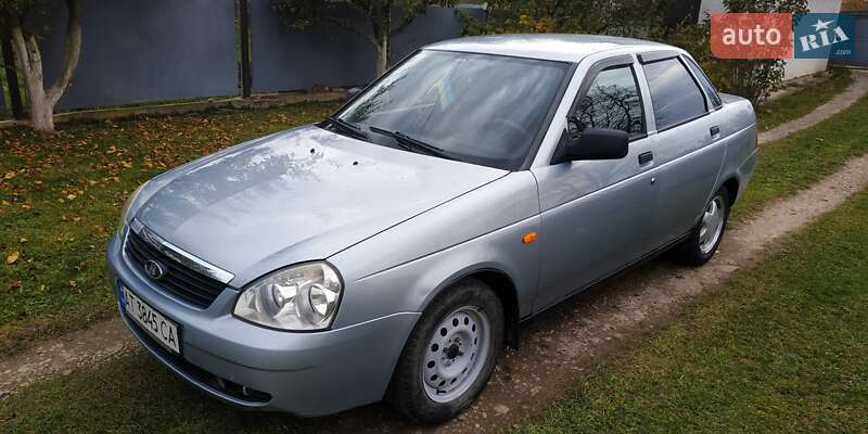 Седан ВАЗ / Lada 2170 Priora 2007 в Надворной фото 2 Седан ВАЗ / Lada 2170 Priora 2007 в Надворной