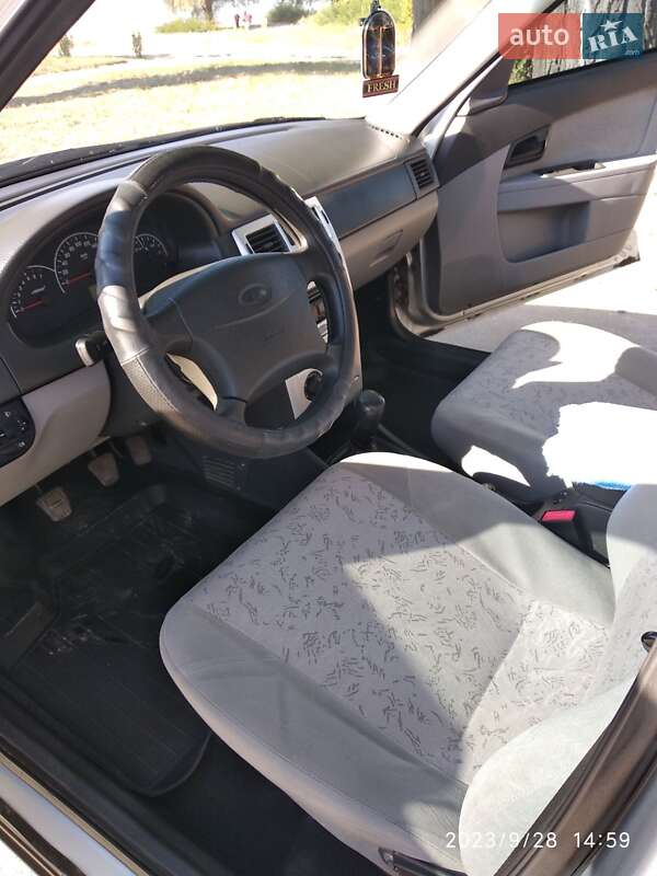 Седан ВАЗ / Lada 2170 Priora 2008 в Дніпрі фото 5 Седан ВАЗ / Lada 2170 Priora 2008 в Дніпрі