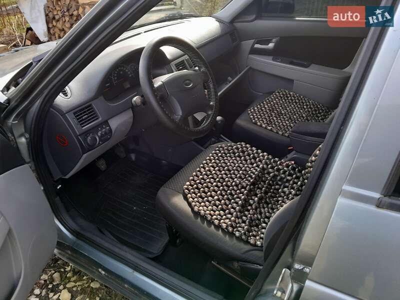 Седан ВАЗ / Lada 2170 Priora 2011 в Дрогобыче