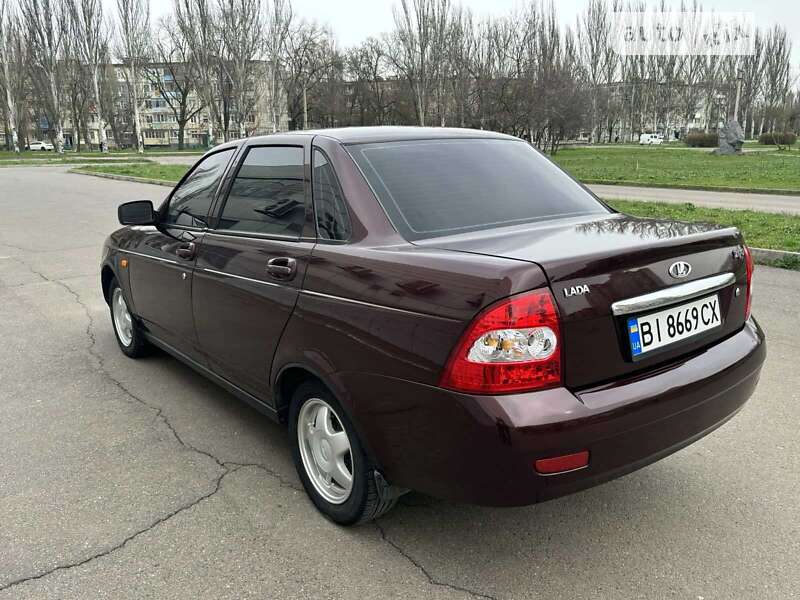 Седан ВАЗ / Lada 2170 Priora 2008 в Кривом Роге