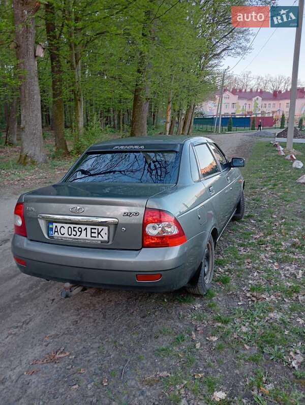 Седан ВАЗ / Lada 2170 Priora 2007 в Ровно