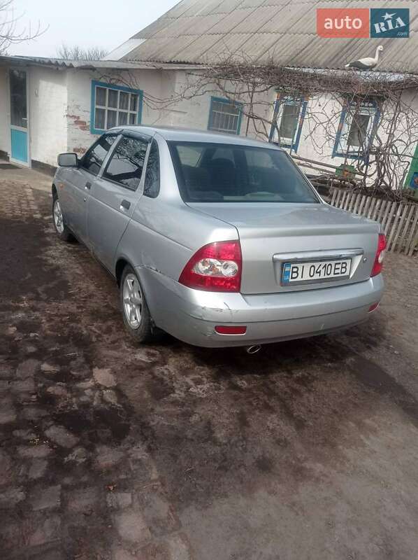 Седан ВАЗ / Lada 2170 Priora 2010 в Хороле