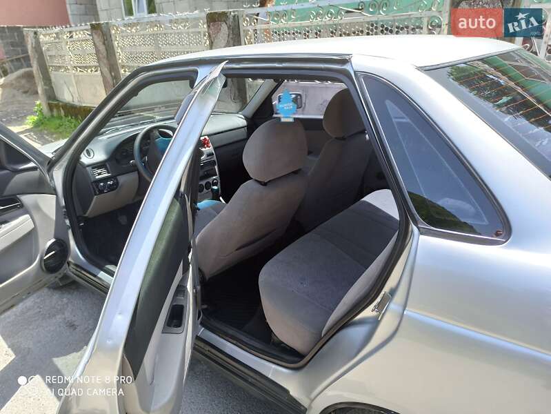 Седан ВАЗ / Lada 2170 Priora 2007 в Рахове