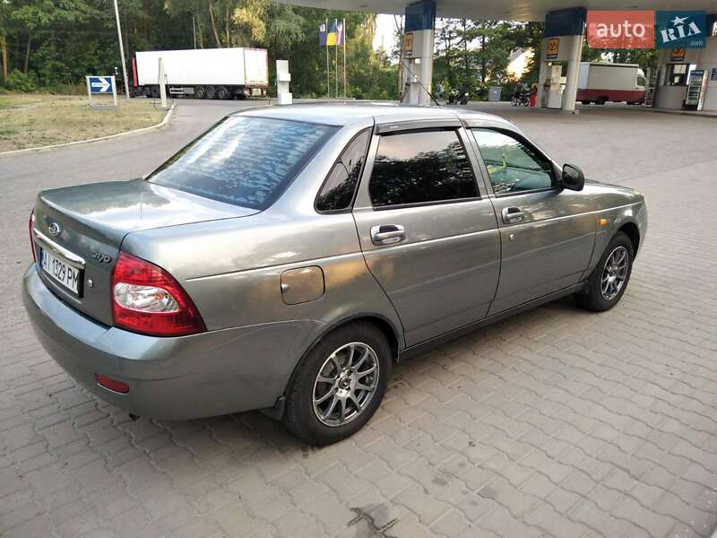 Седан ВАЗ / Lada 2170 Priora 2011 в Василькове фото 8 Седан ВАЗ / Lada 2170 Priora 2011 в Василькове