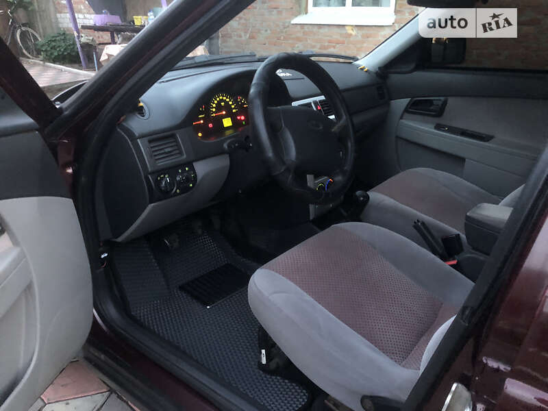 Седан ВАЗ / Lada 2170 Priora 2008 в Охтирці