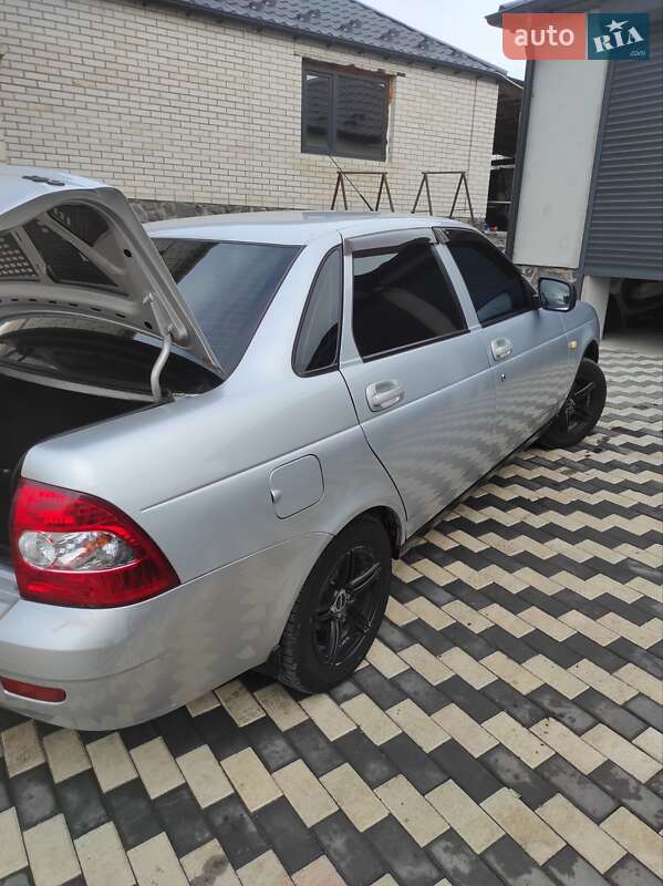 Седан ВАЗ / Lada 2170 Priora 2013 в Благовещенском