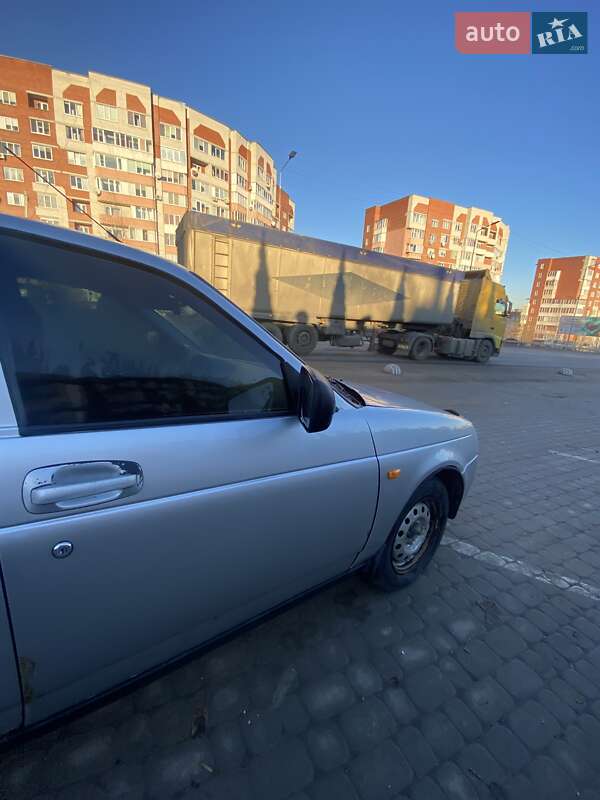 Седан ВАЗ / Lada 2170 Priora 2012 в Тернополе