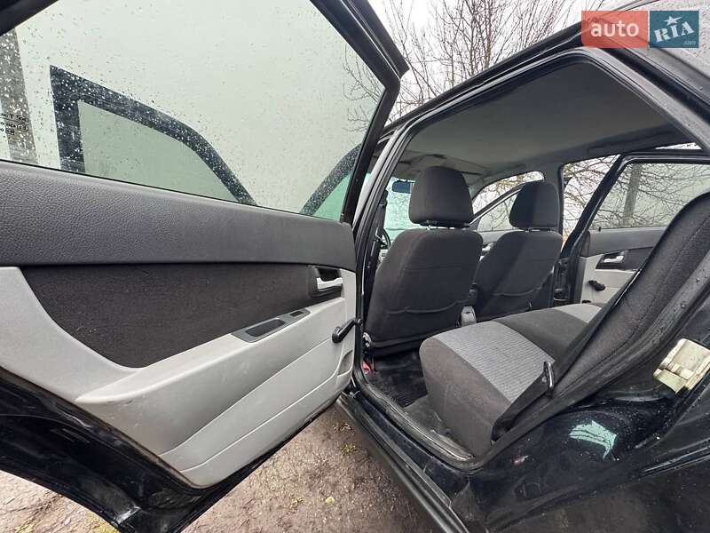 Седан ВАЗ / Lada 2170 Priora 2010 в Недригайлове