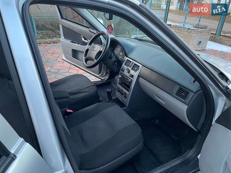 Седан ВАЗ / Lada 2170 Priora 2008 в Первомайске