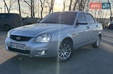 Седан ВАЗ / Lada 2170 Priora 2013 в Краматорську