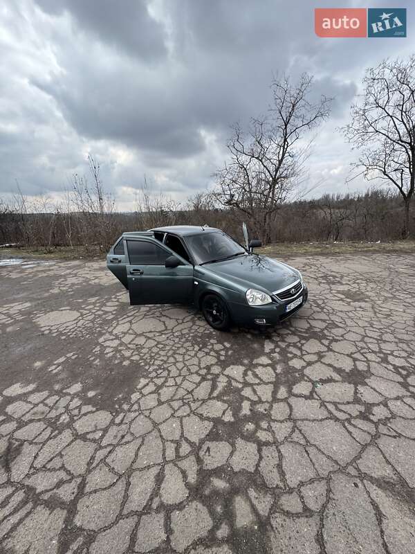 Седан ВАЗ / Lada 2170 Priora 2011 в Покрові