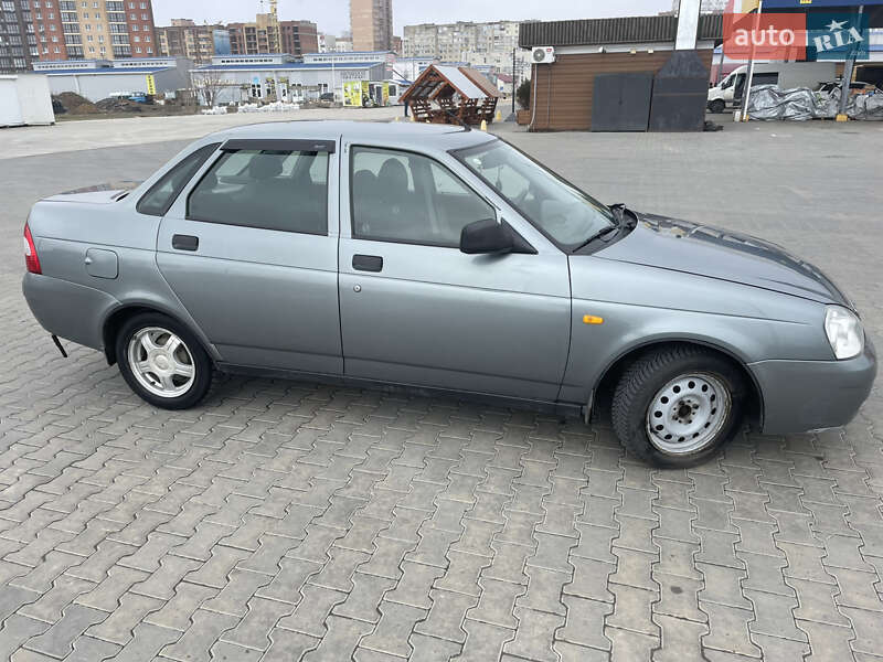 Седан ВАЗ / Lada 2170 Priora 2011 в Одессе