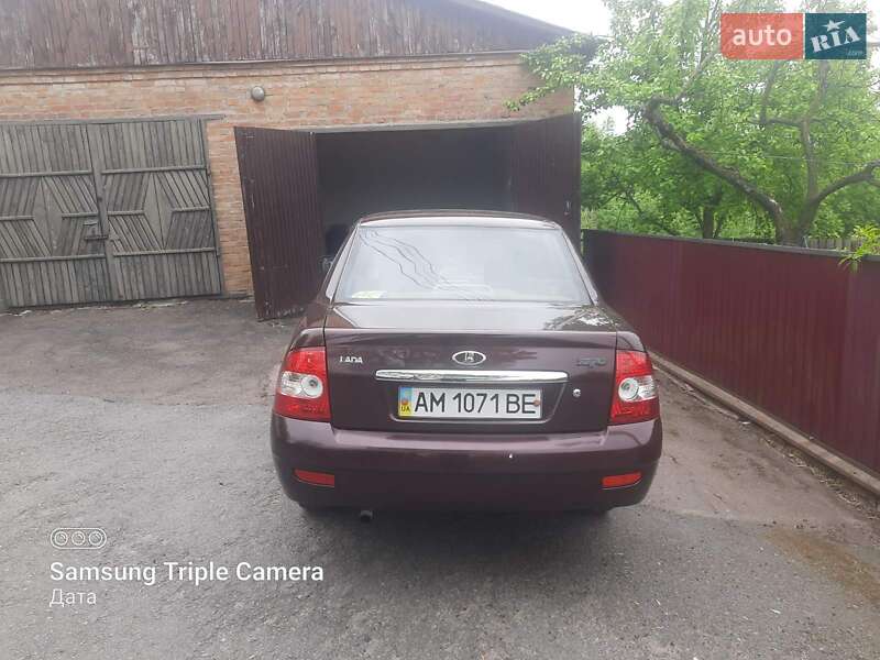 Седан ВАЗ / Lada 2170 Priora 2011 в Чуднові