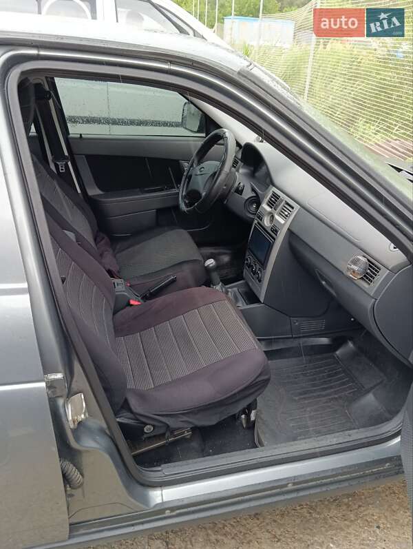 Седан ВАЗ / Lada 2170 Priora 2011 в Запорожье фото 8 Седан ВАЗ / Lada 2170 Priora 2011 в Запорожье