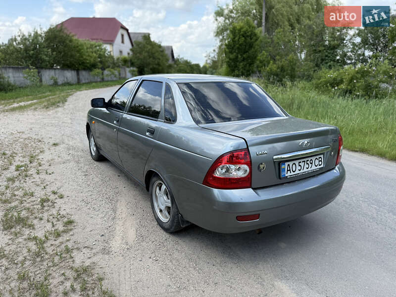 Седан ВАЗ / Lada 2170 Priora 2008 в Берегово