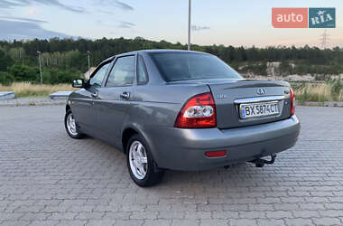 Седан ВАЗ / Lada 2170 Priora 2011 в 