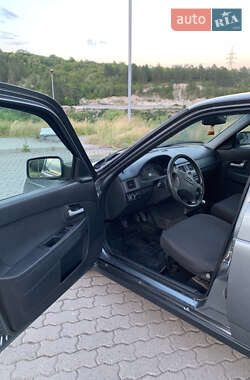 Седан ВАЗ / Lada 2170 Priora 2011 в 