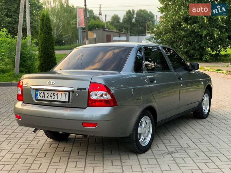 Седан ВАЗ / Lada 2170 Priora 2008 в Прилуках