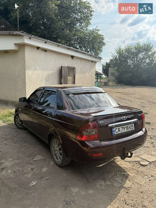 Седан ВАЗ / Lada 2170 Priora 2011 в Первомайську