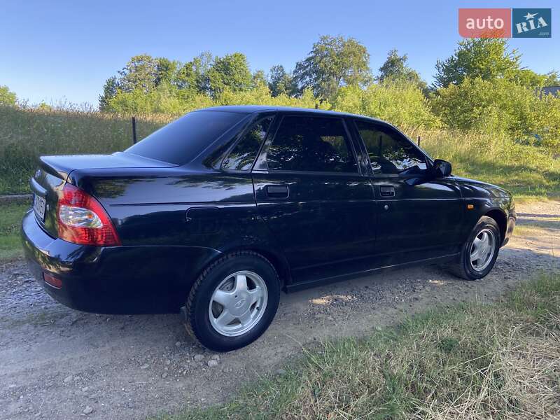 Седан ВАЗ / Lada 2170 Priora 2007 в Черновцах