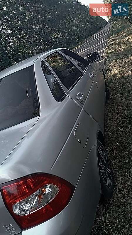 Седан ВАЗ / Lada 2170 Priora 2012 в Умани фото 2 Седан ВАЗ / Lada 2170 Priora 2012 в Умани