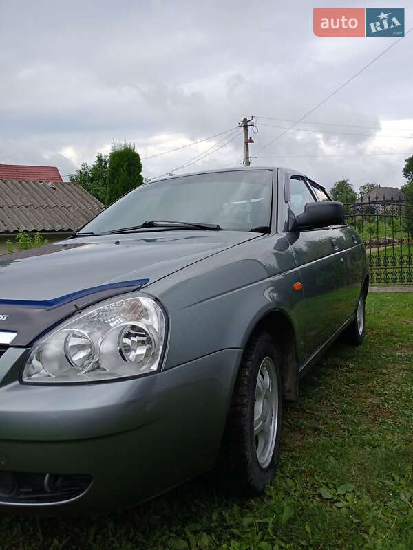 Седан ВАЗ / Lada 2170 Priora 2008 в Черновцах фото 7 Седан ВАЗ / Lada 2170 Priora 2008 в Черновцах