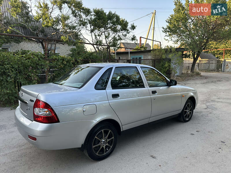 Седан ВАЗ / Lada 2170 Priora 2008 в Запорожье
