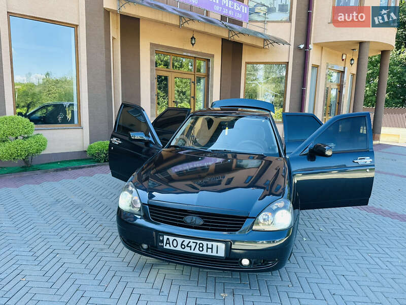 Седан ВАЗ / Lada 2170 Priora 2008 в Тячеве