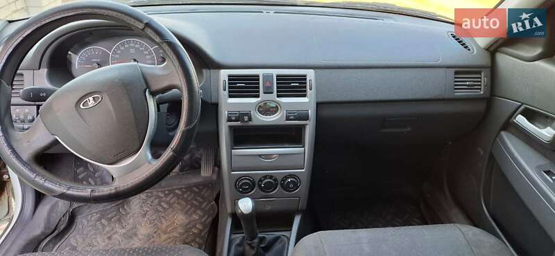 Седан ВАЗ / Lada 2170 Priora 2012 в Краматорске