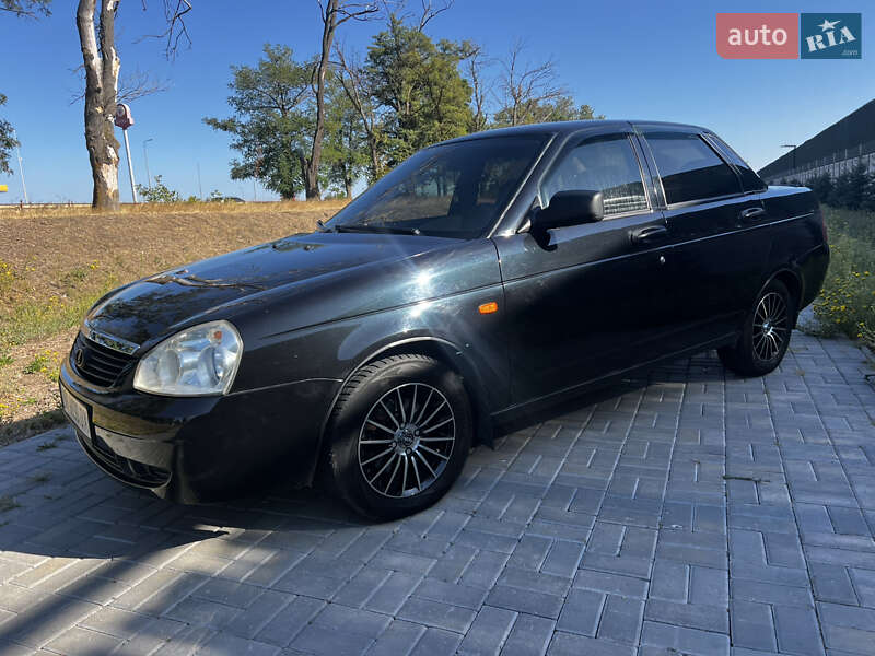Седан ВАЗ / Lada 2170 Priora 2008 в Одессе фото 3 Седан ВАЗ / Lada 2170 Priora 2008 в Одессе