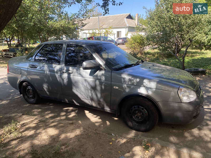 Седан ВАЗ / Lada 2170 Priora 2010 в Славянске фото 4 Седан ВАЗ / Lada 2170 Priora 2010 в Славянске