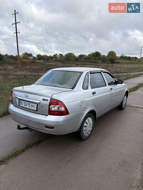 Седан ВАЗ / Lada 2170 Priora 2008 в Лебедине