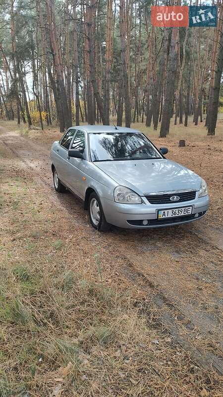 Седан ВАЗ 2170 Priora 2007 в  фото Седан ВАЗ 2170 Priora 2007 в