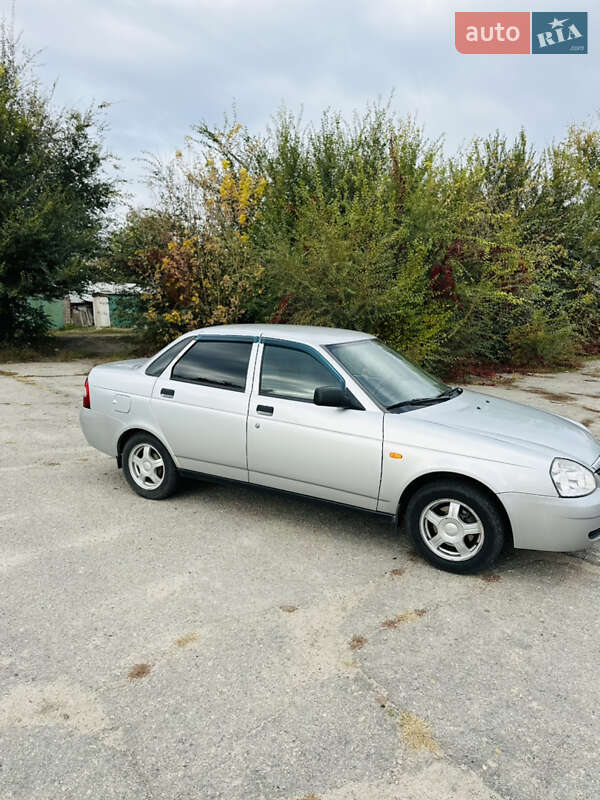 Седан ВАЗ / Lada 2170 Priora 2008 в Вільнянську