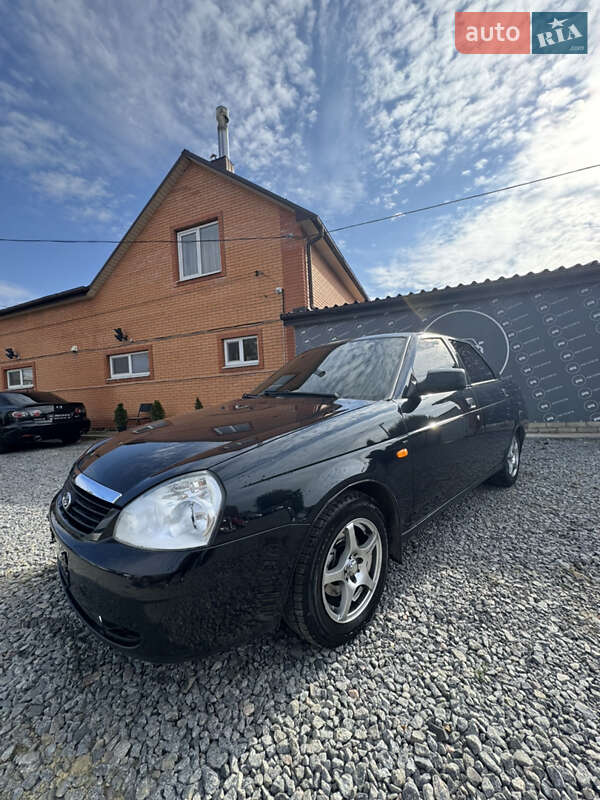 Седан ВАЗ / Lada 2170 Priora 2008 в Харькове фото 2 Седан ВАЗ / Lada 2170 Priora 2008 в Харькове