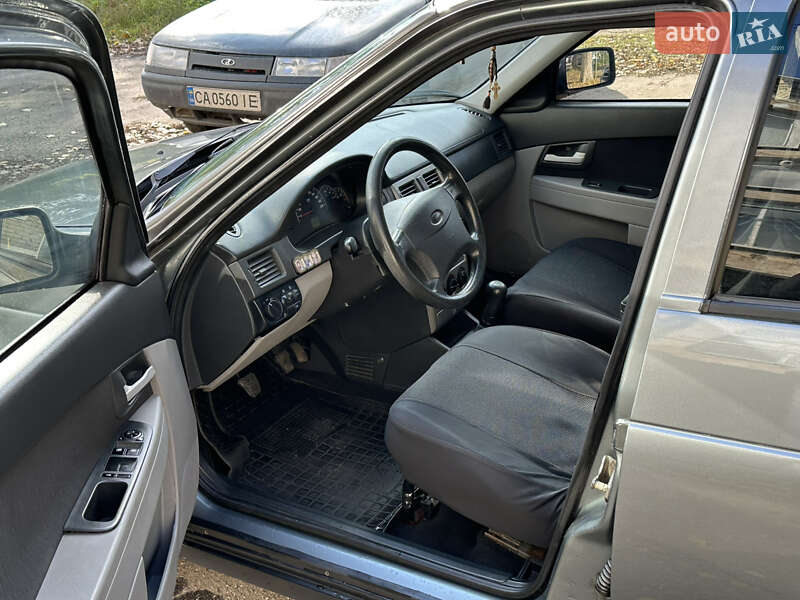 Седан ВАЗ / Lada 2170 Priora 2008 в Новом Буге фото 10 Седан ВАЗ / Lada 2170 Priora 2008 в Новом Буге