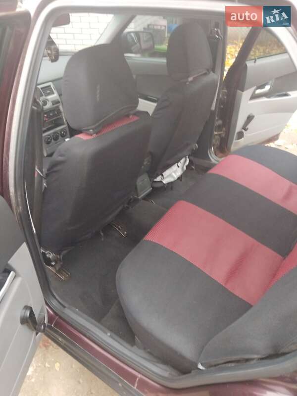 Седан ВАЗ / Lada 2170 Priora 2011 в Пирятине фото 3 Седан ВАЗ / Lada 2170 Priora 2011 в Пирятине