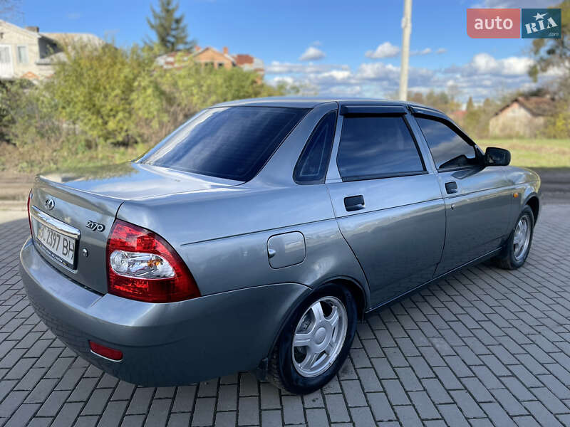 Седан ВАЗ / Lada 2170 Priora 2007 в Львове фото 5 Седан ВАЗ / Lada 2170 Priora 2007 в Львове