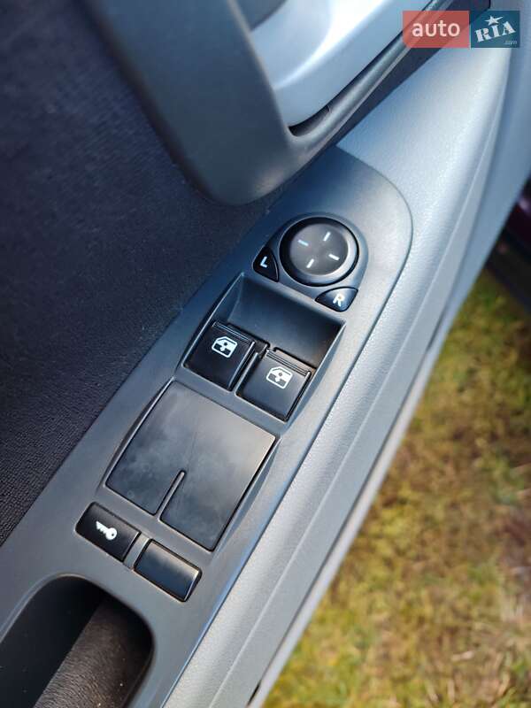 Седан ВАЗ / Lada 2170 Priora 2008 в Ромнах фото 3 Седан ВАЗ / Lada 2170 Priora 2008 в Ромнах