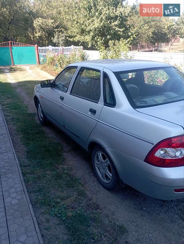 Седан ВАЗ / Lada 2170 Priora 2008 в Монастырище