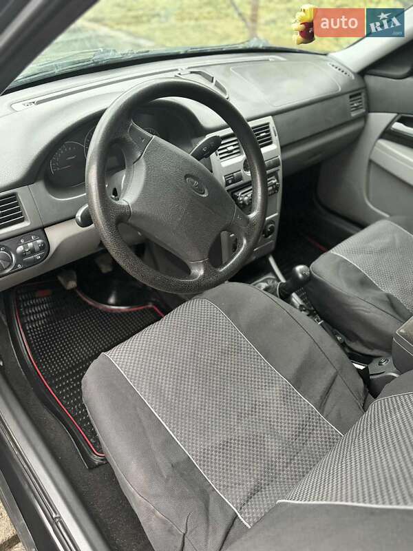 Седан ВАЗ / Lada 2170 Priora 2008 в Тячеве