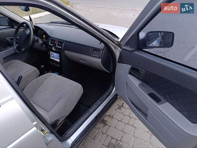 Седан ВАЗ / Lada 2170 Priora 2008 в Синельниково