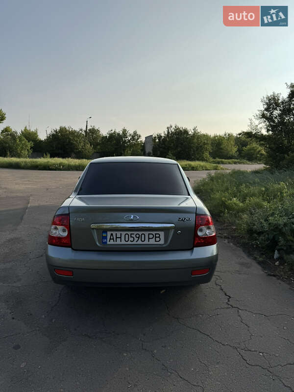 Седан ВАЗ / Lada 2170 Priora 2010 в Краматорську