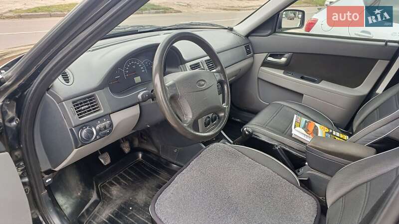 Седан ВАЗ / Lada 2170 Priora 2008 в Гельмязові