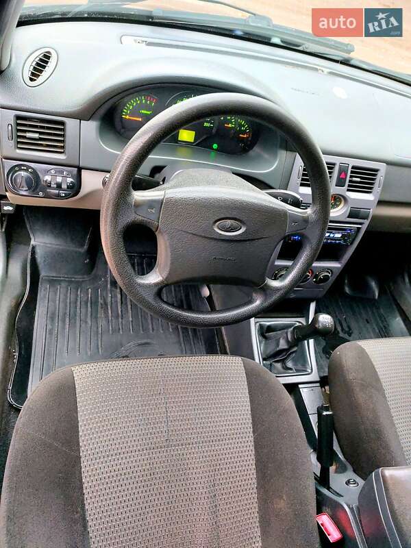 Седан ВАЗ / Lada 2170 Priora 2010 в Тростянці фото 21 Седан ВАЗ / Lada 2170 Priora 2010 в Тростянці
