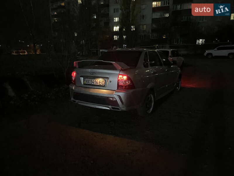 Седан ВАЗ / Lada 2170 Priora 2009 в Харкові