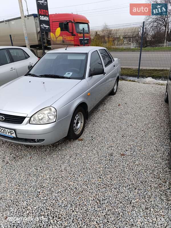 Седан ВАЗ / Lada 2170 Priora 2010 в Павлограде фото 14 Седан ВАЗ / Lada 2170 Priora 2010 в Павлограде