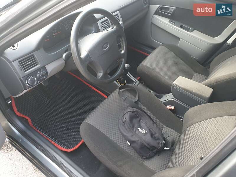 Седан ВАЗ / Lada 2170 Priora 2008 в Кривому Розі фото 4 Седан ВАЗ / Lada 2170 Priora 2008 в Кривому Розі
