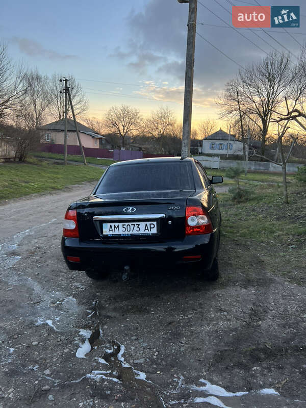 Седан ВАЗ / Lada 2170 Priora 2008 в Конотопі фото 3 Седан ВАЗ / Lada 2170 Priora 2008 в Конотопі